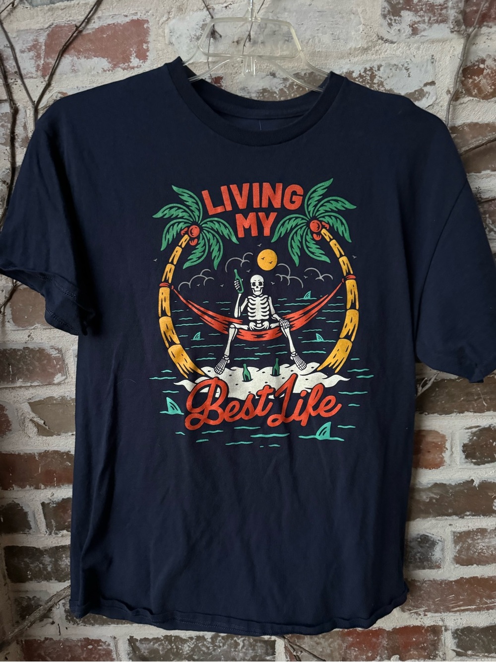 #skeleton #tropicalgoth #graphictee #summergoth #retrotee